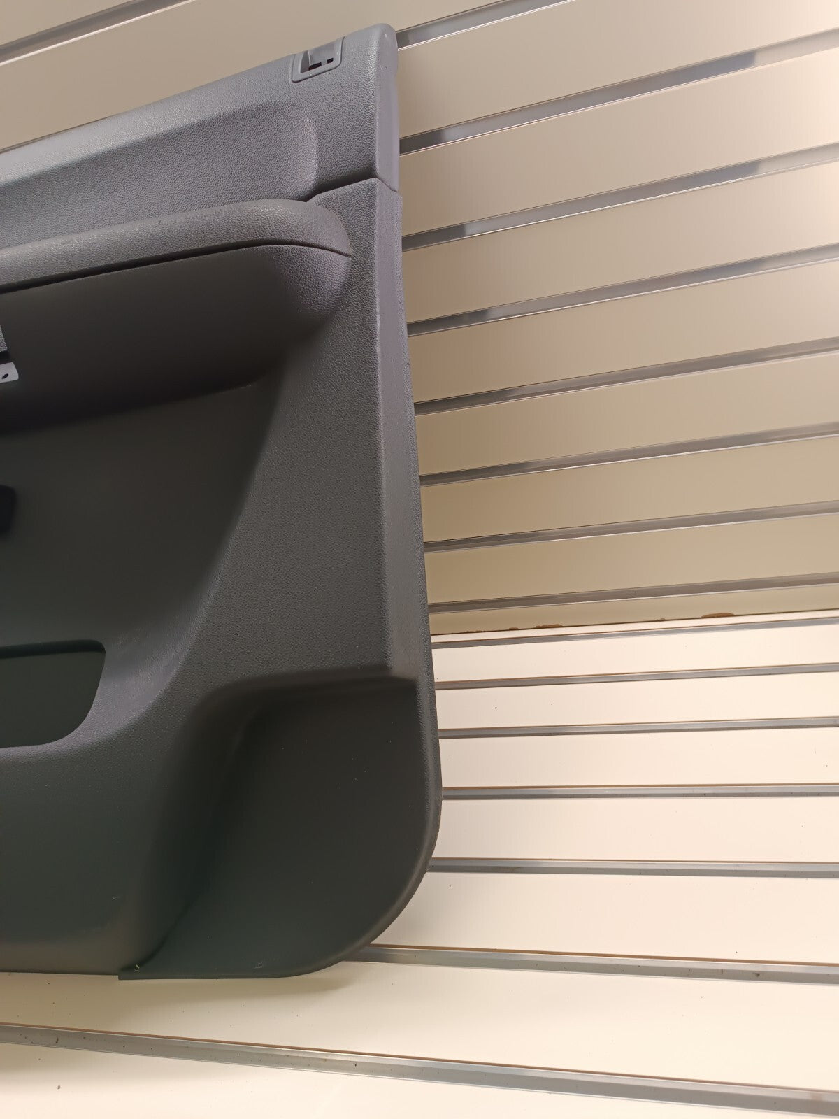 🔥07-09 Chevy Silverado Avalanche GMC Sierra Front Passenger Door Panel GRAY D19