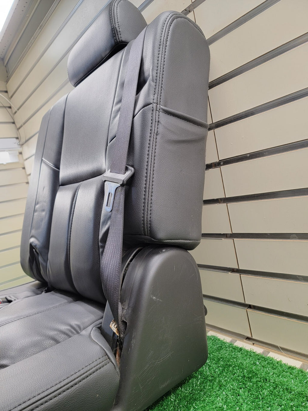 07-14 Escalade Suburban Tahoe Yukon Third 3rd Row Seat Leather RIGHT black
