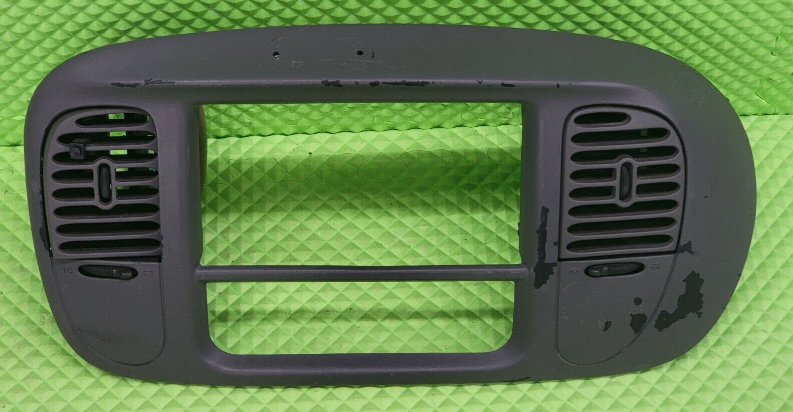 🔥1997-2003 Ford F150 Center Dash Radio Climate BEZEL Trim Panel Line Gray B1