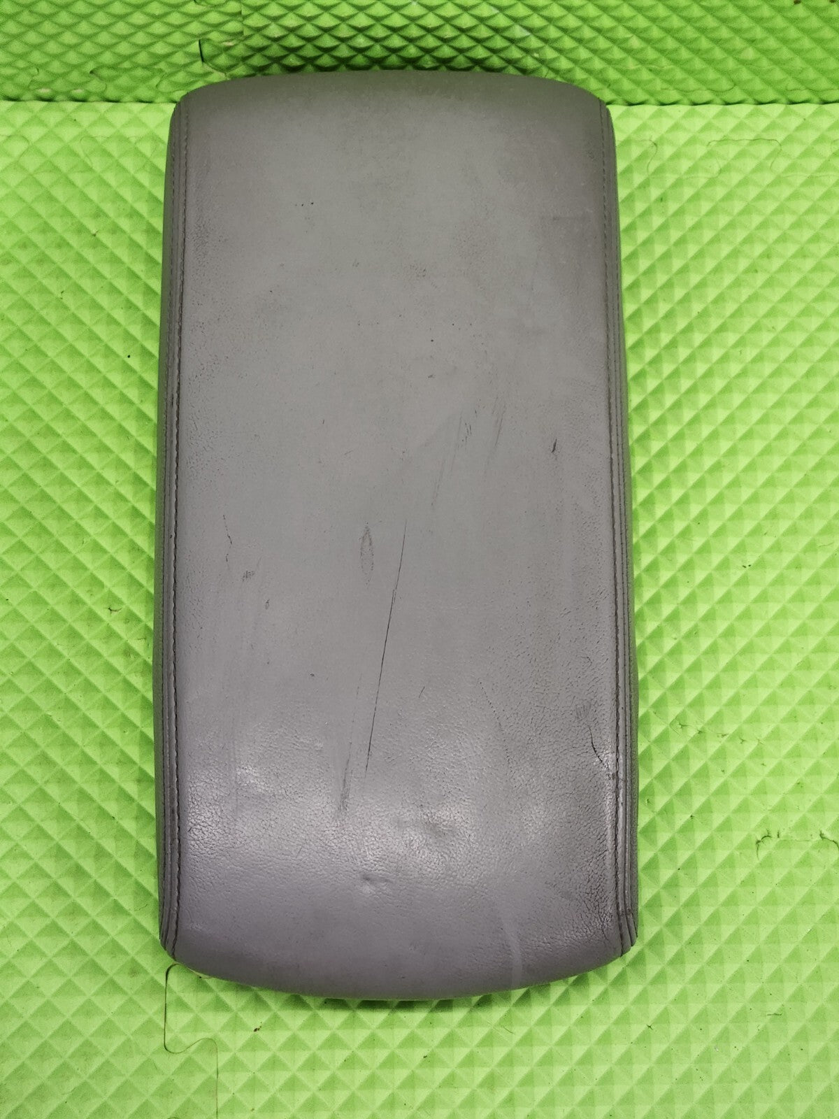 🔥2007-2011 TOYOTA CAMRY CENTER CONSOLE ARM REST LID COVER TOP PAD BOX TAN