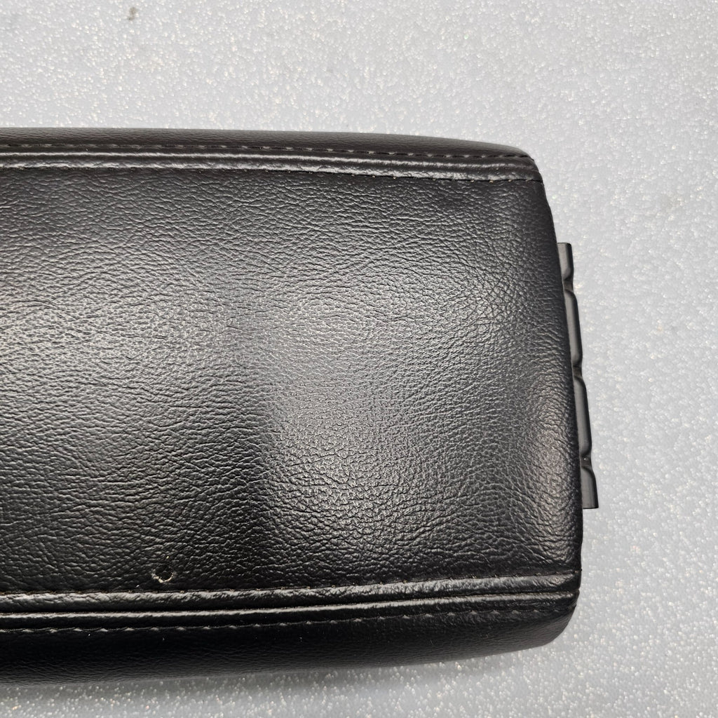 🔥02-09 Trailblazer ENVOY Center Console Armrest Lid Top Pad Cover LEATHER BLACK