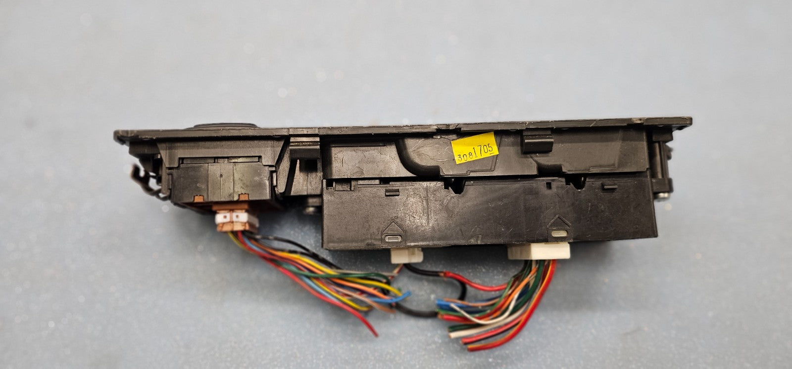🔥04-15 TITAN ARMADA LEFT DRIVER SIDE POWER WINDOW LOCK SWITCH ASSEMBLY BLACK
