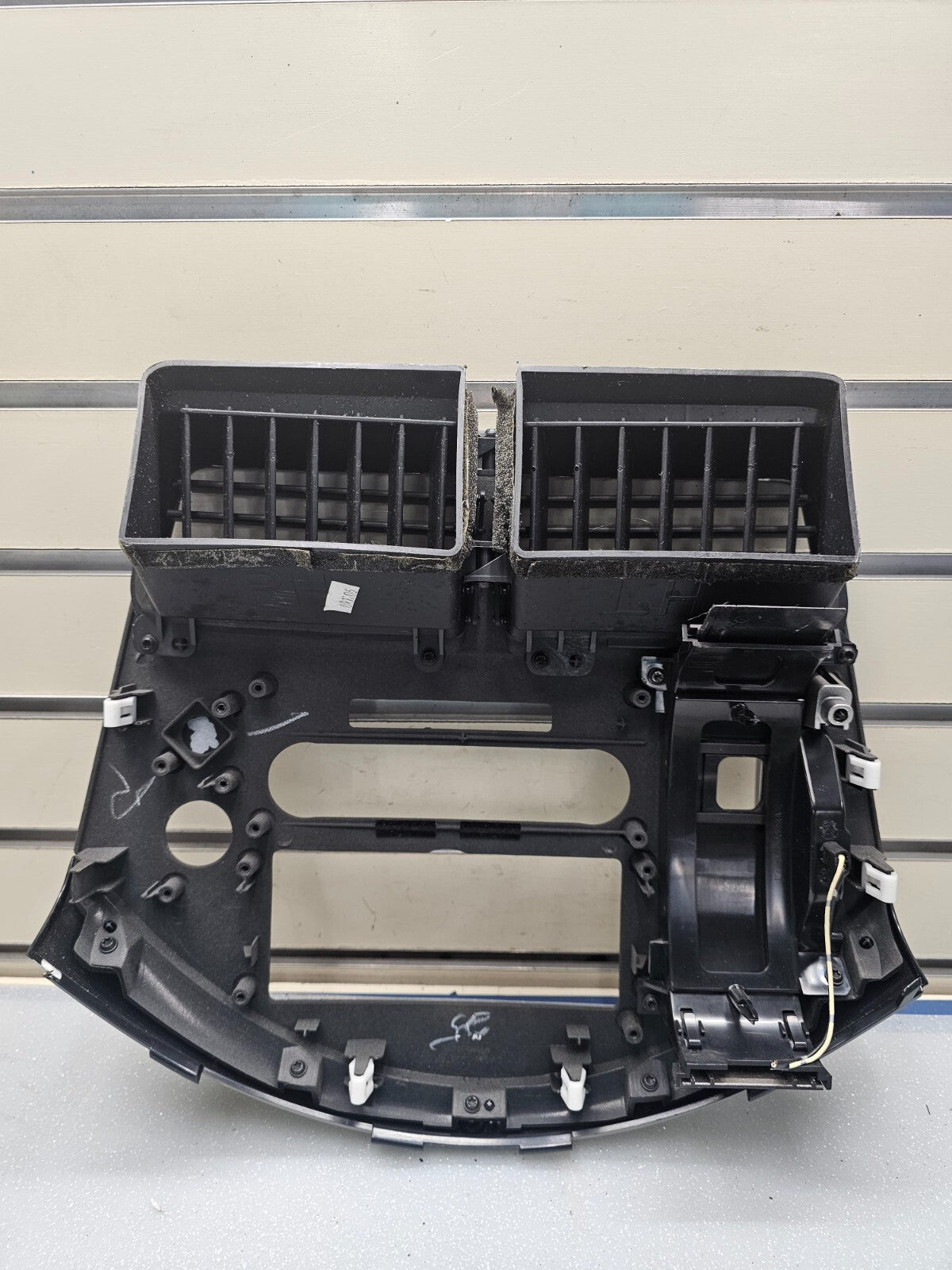 2007-2009 Nissan Quest AC Heater Climate AV Navigation Radio Dash Bezel w/Vents