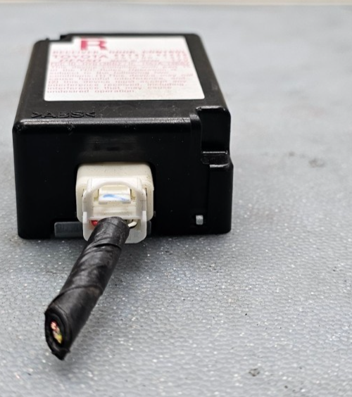 🔥06-09 Toyota RAV4 Door Control Receiver Relay Module Computer Assembly Black