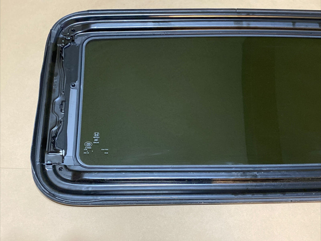 🔥2005-2010 Honda Odyssey Sun Roof Sunroof Window Glass OEM