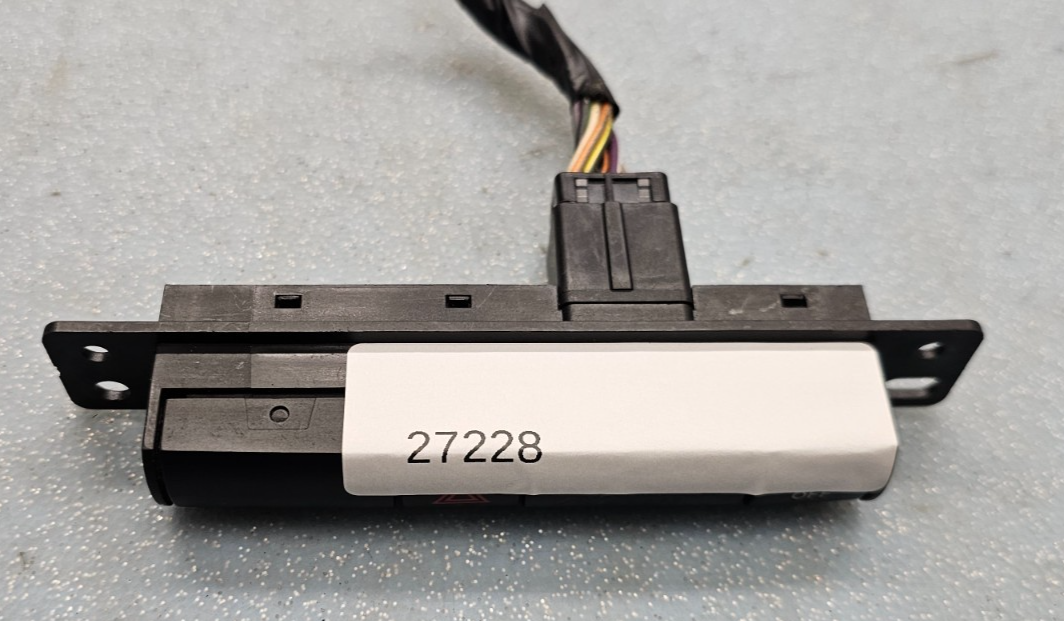 🔥06-08 Charger Hazard Emergency Light Switch ESP OFF Instrument Panel Black