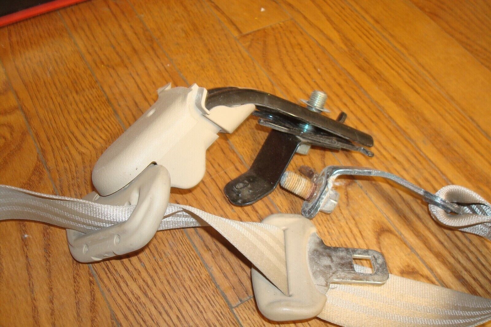 🔥2005-2010 HONDA ODYSSEY 3rd Row Left L/Side Seat Belt Retractor REAR TAN OEM