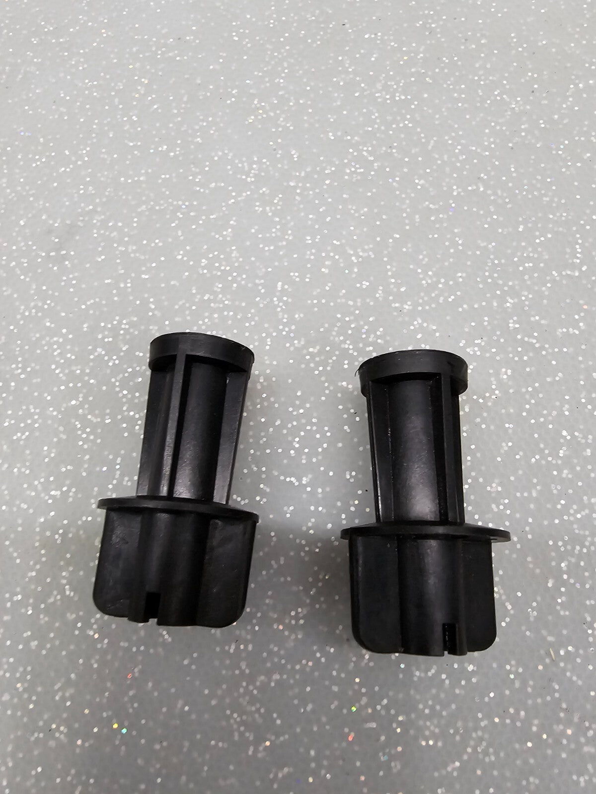 🔥2000-2014 Ford Focus Tail Light Mounting Mount Wing Nuts TWO (2)  OEM