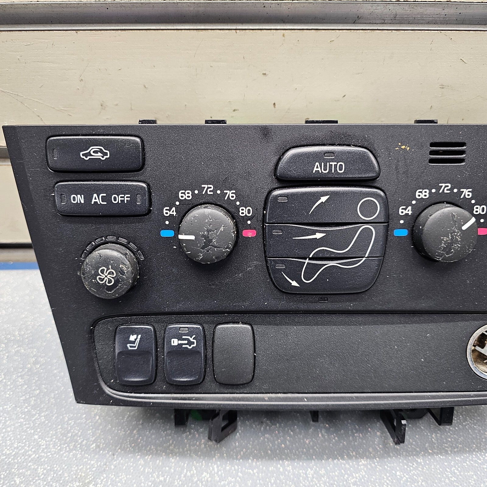 🔥01-08 Volvo S60 V70 Dash A/C Heater Temperature Climate Control Heater Filter