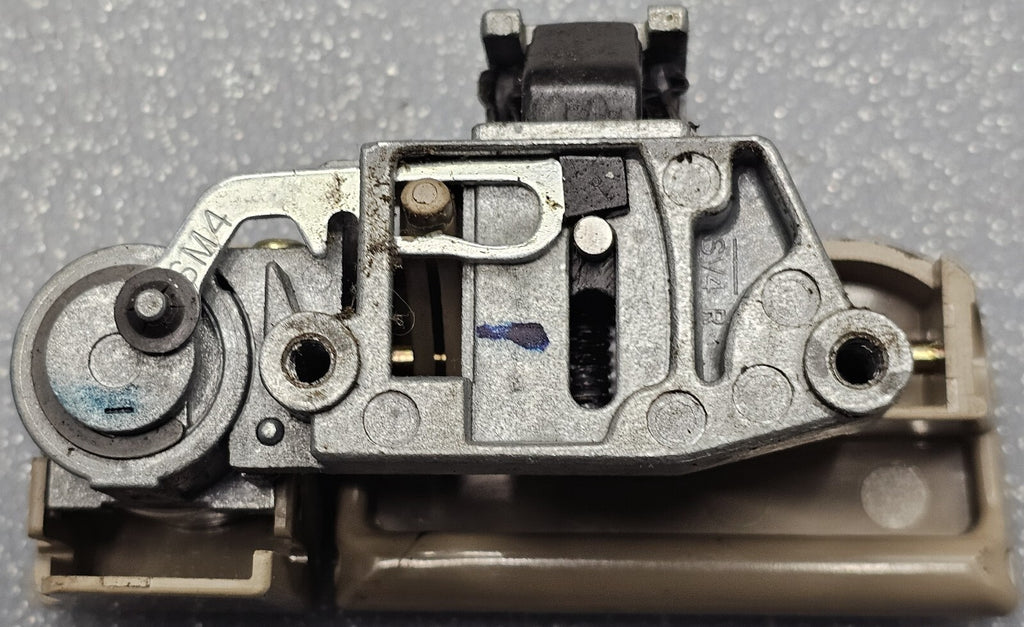 97-06 HONDA CR-V 95-04 ODYSSEY 03-08 Element Glovebox Latch Lock Assembly Handle