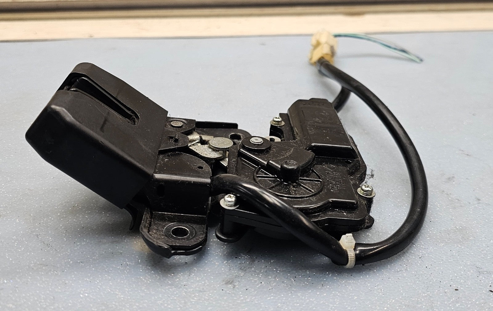 🔥2005-2010 Scion TC Rear Trunk Latch Lock Actuator Lift Gate Tailgate Hatch OEM