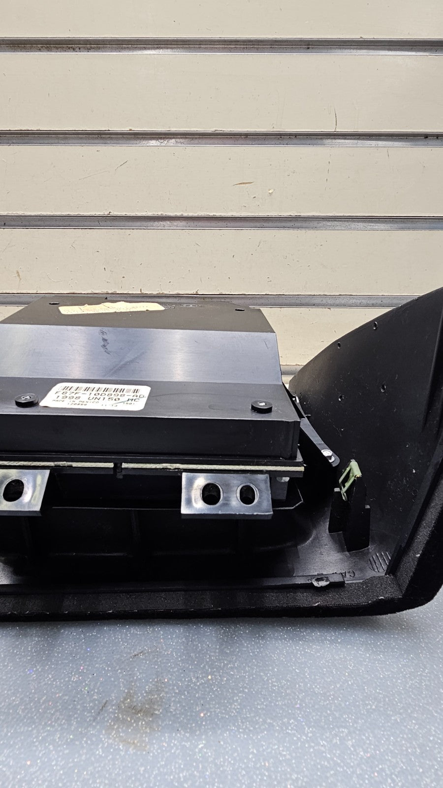 🔥95-01 Explorer Front Message Center Display Screen Switch OEM
