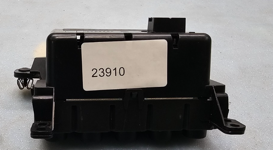 🔥04-08 PONTIAC GRAND PRIX 5 Button Info Display Screen Center Dash Bezel Switch