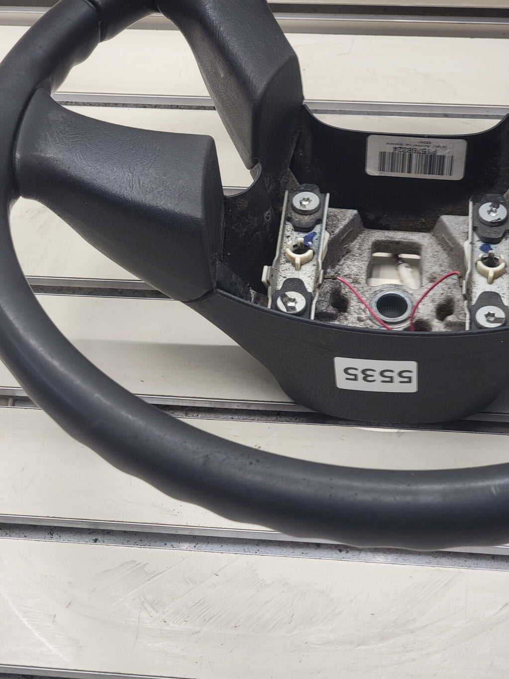 🔥03-06 SILVERADO SIERRA YUKON TAHOE SUBURBAN STEERING WHEEL LEATHER BLACK