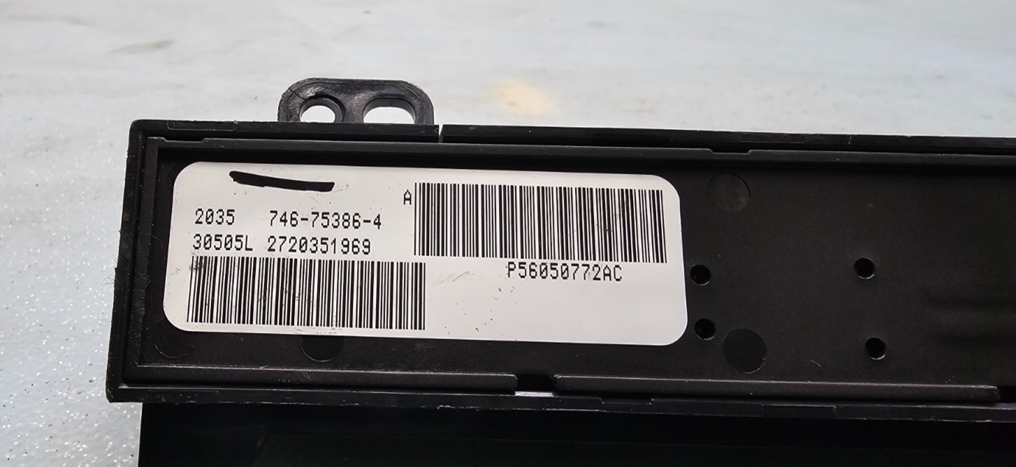 🔥05-06 Grand Cherokee Commander Information Switch Control Instrument Panel