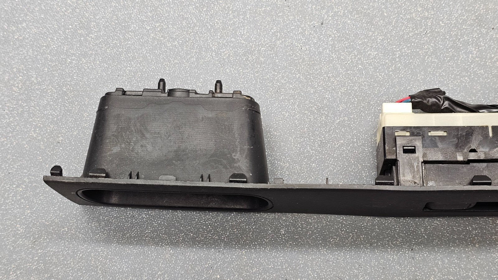 07-10 Nissan Sentra Window Control Door Lock Switch Front Right Passenger Black