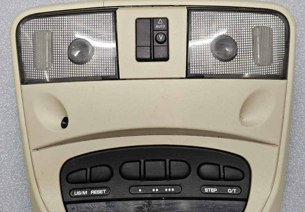 🔥06-07 Durango Dakota Overhead Console Roof Dome Light Storage Compartment Tan