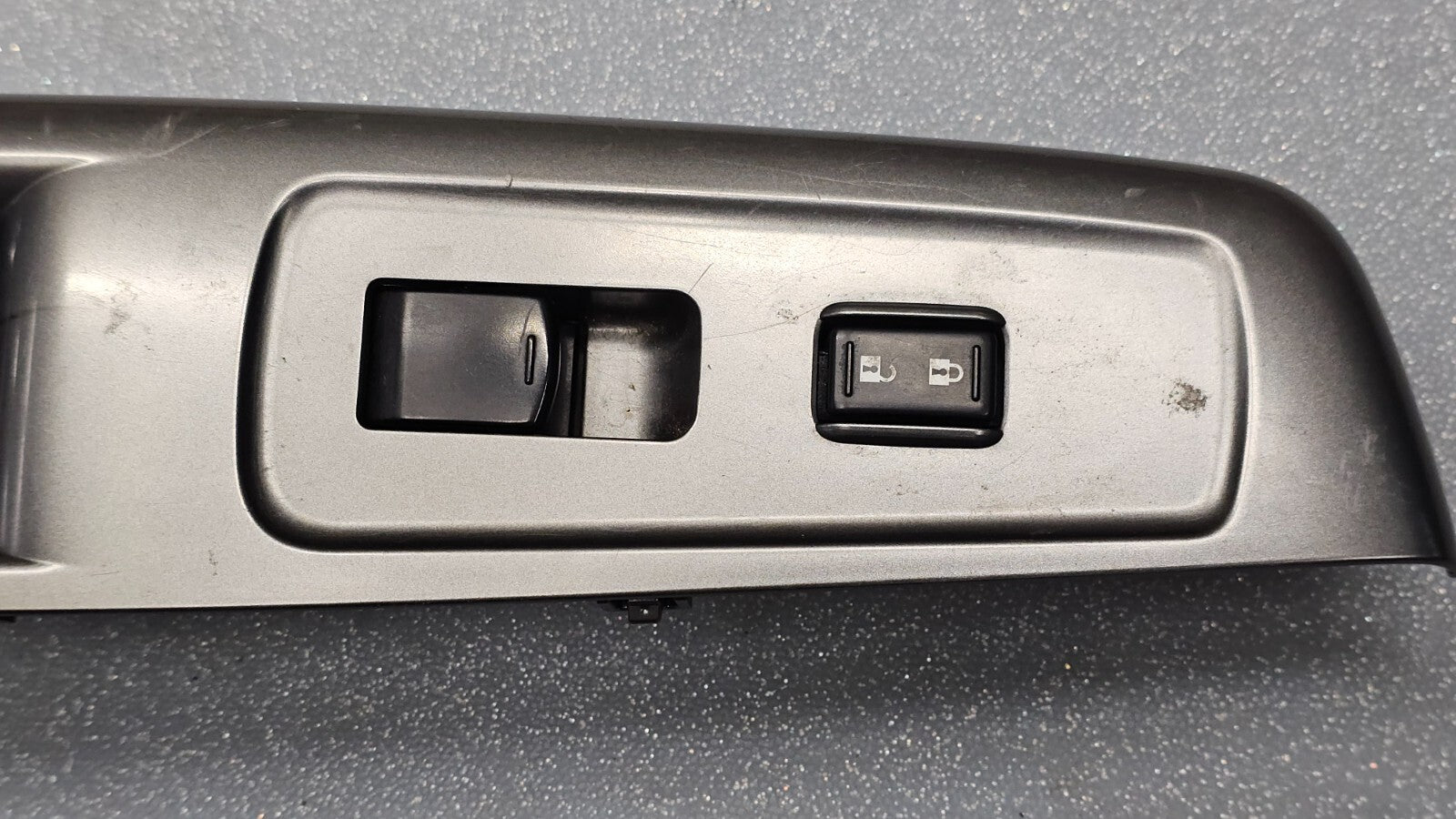 🔥08-14 Impreza WRX Forester Front Right Passenger Window Control Switch Silver