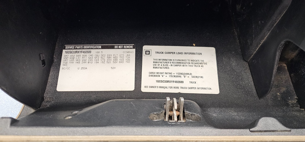 95-99 CHEVY GMC TRUCK SILVERADOC/K Glove Box Storage Compartment Assembly TAN G2