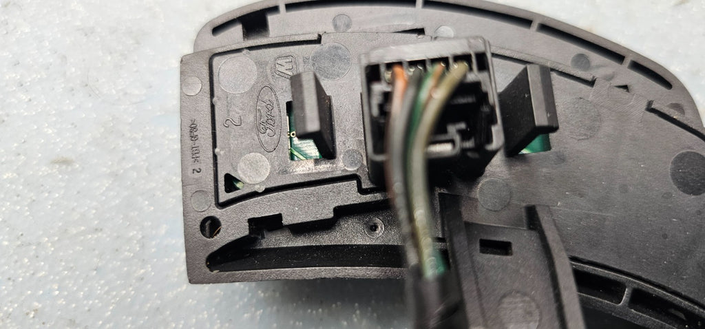🔥05-11 CROWN VICTORIA GRAND MARQUIS STEERING COLUMN WHEEL CRUISE SWITCH OEM