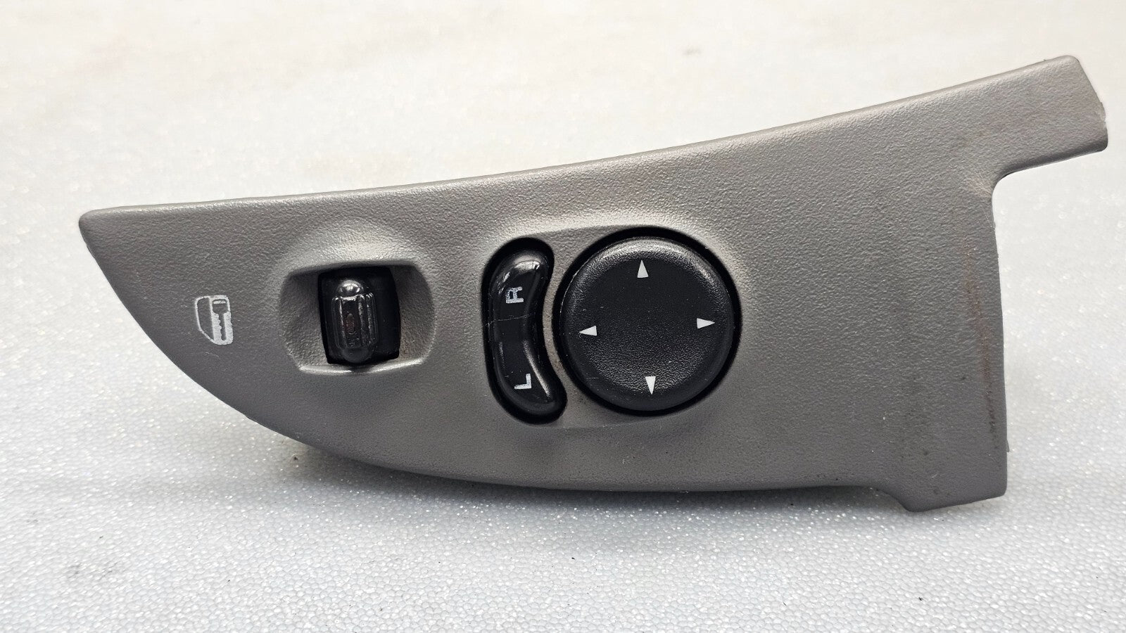 🔥02-07 JEEP LIBERTY LEFT DRIVER MASTER LOCK MIRROR SWITCH TRIM BEZEL OEM GRAY