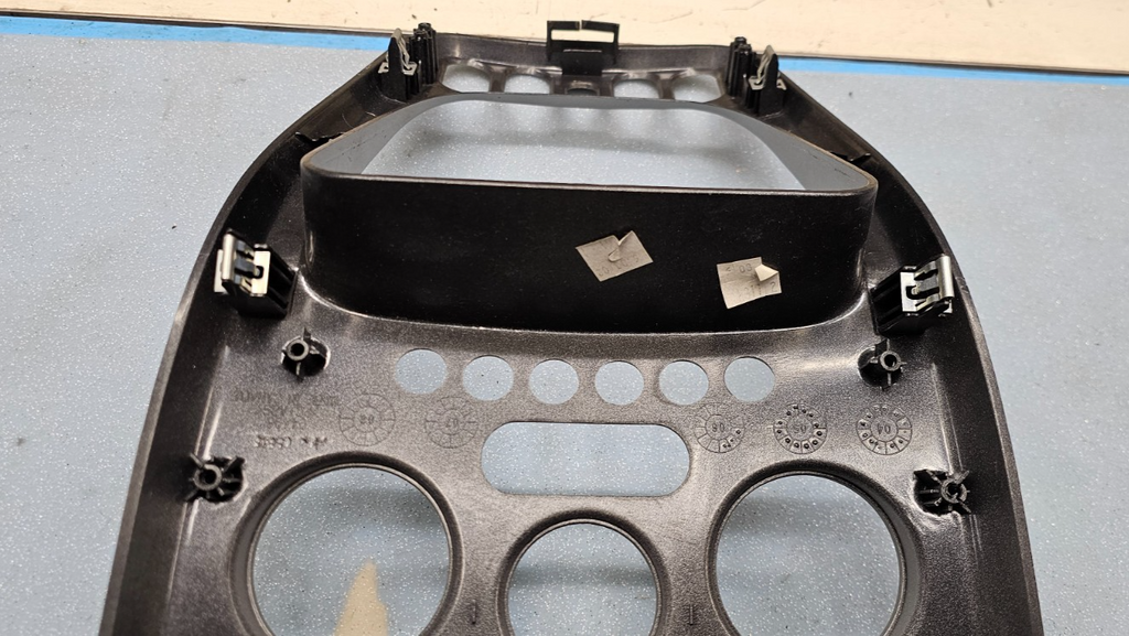 🔥05-06 Chevy Equinox Center Dash Radio Climate Control Bezel Trim Panel Silver
