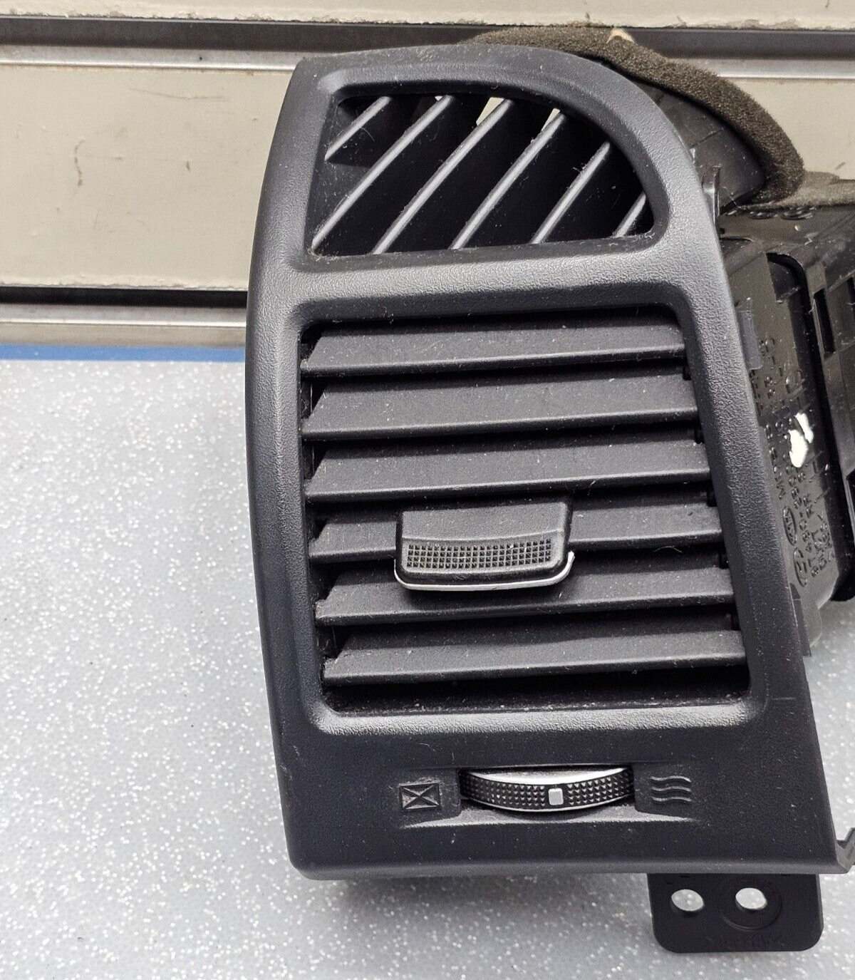 🔥07-12 HYUNDAI SANTA FE DASH LEFT DRIVER AC HEATER AIR VENT CONDITIONING BLACK