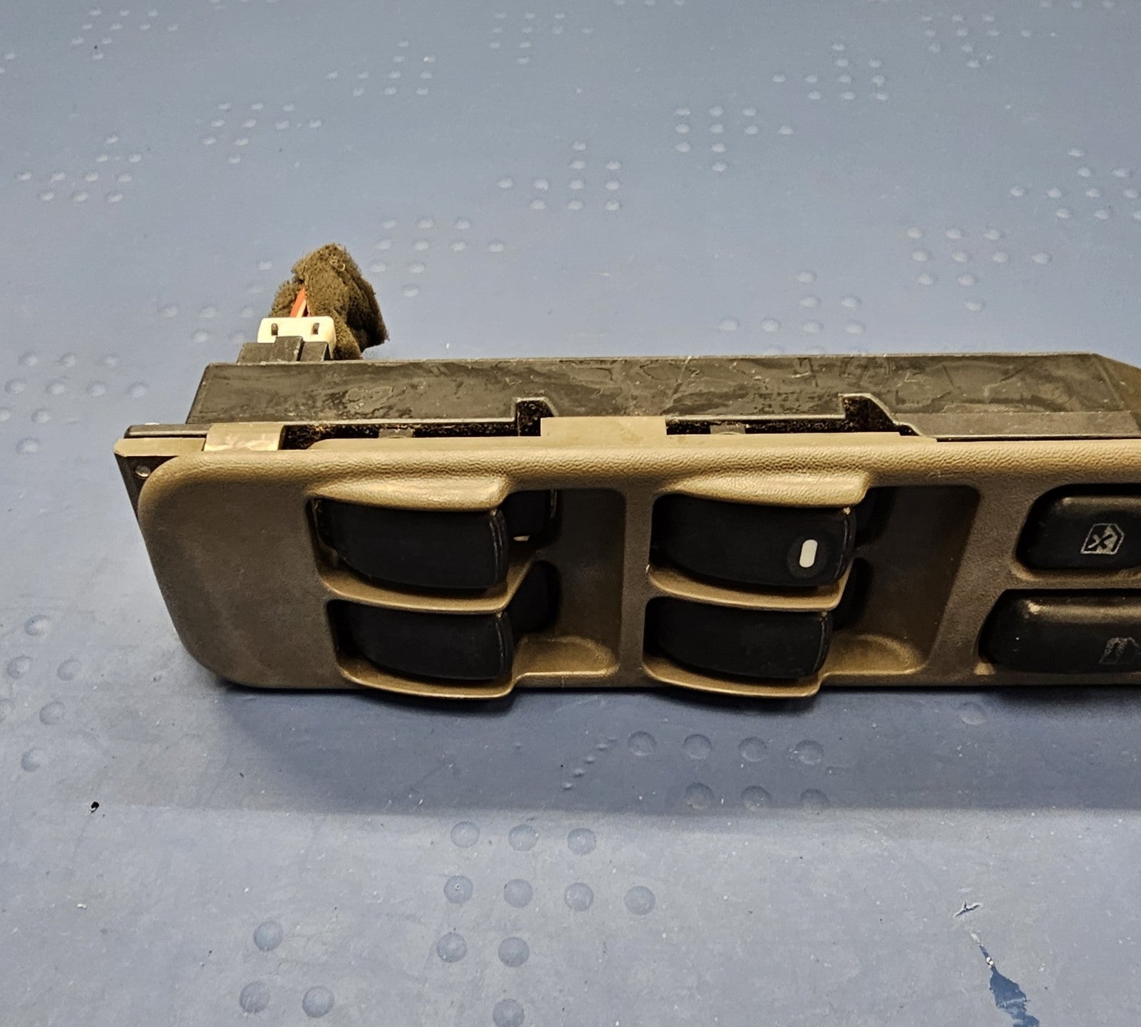 🔥98-04 Mitsubishi Montero Driver Left Master Power Door Window Lock Switch TAN