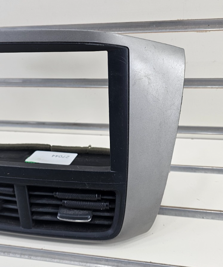 🔥06-08 HONDA PILOT Honda Pilot Radio Climate Dash Trim Bezel Silver/Black