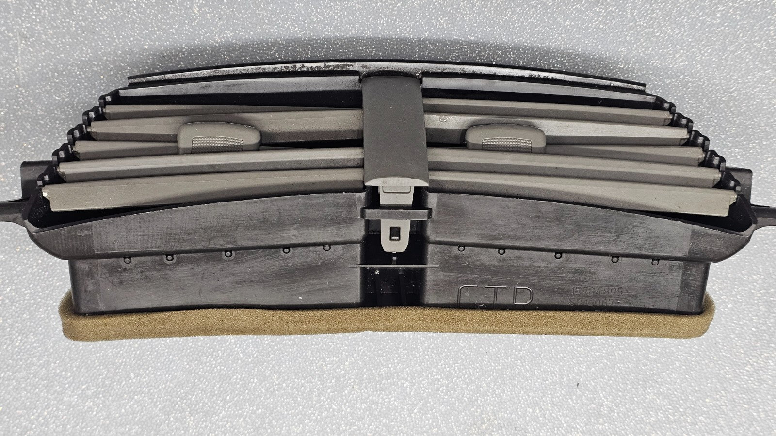 🔥08-12 Chevy Malibu Center Dash Double Air Vent Heater Conditioning Gray OEM