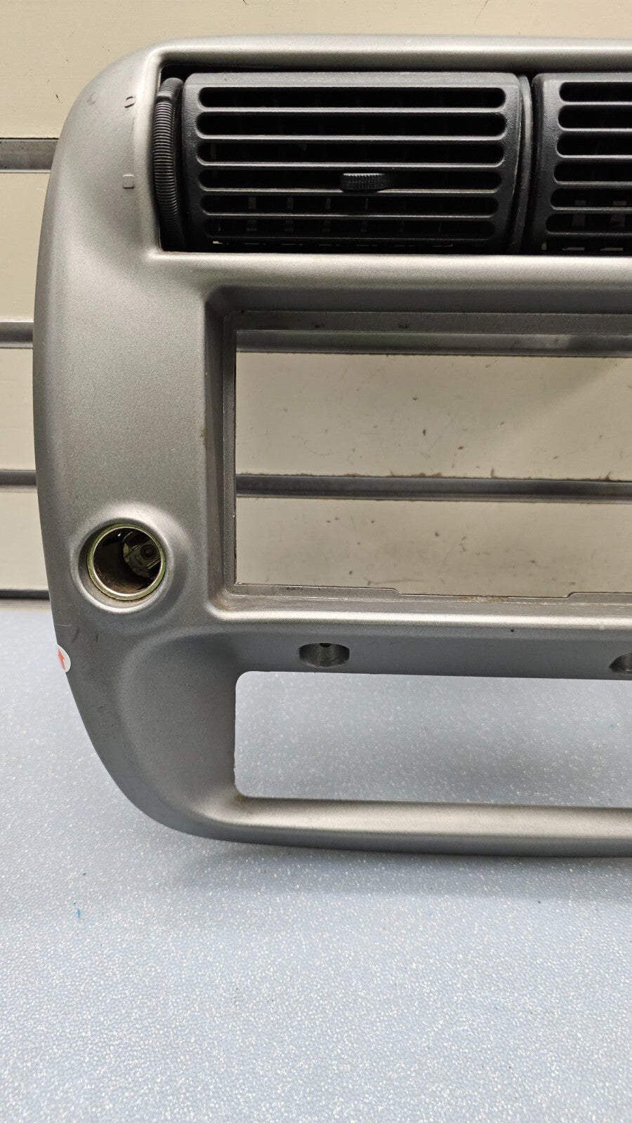 95-10 Ford Ranger EXPLORER Center Dash Radio Trim Surround Bezel Trim SILVER B2