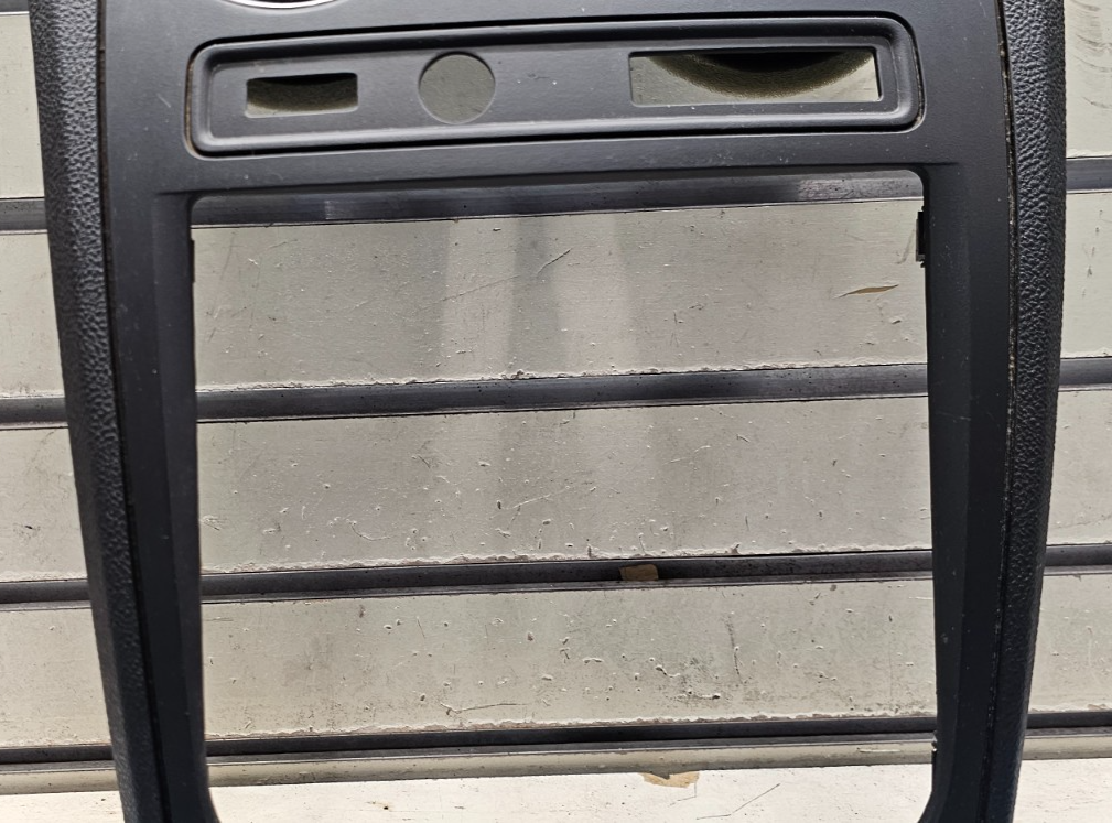 🔥06-11 Chevrolet HHR Center Dash AM FM Radio Trim Panel Stereo Display Gray B37