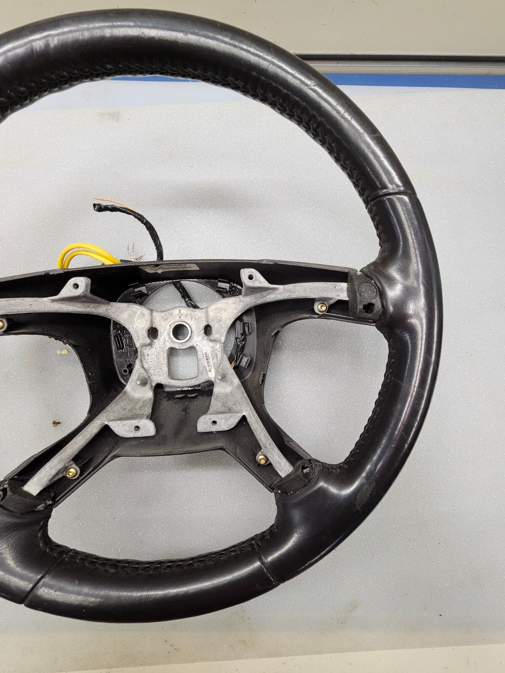🔥2007-2014 Chevrolet Silverado Sierra Tahoe Yukon Leather Steering Wheel Black