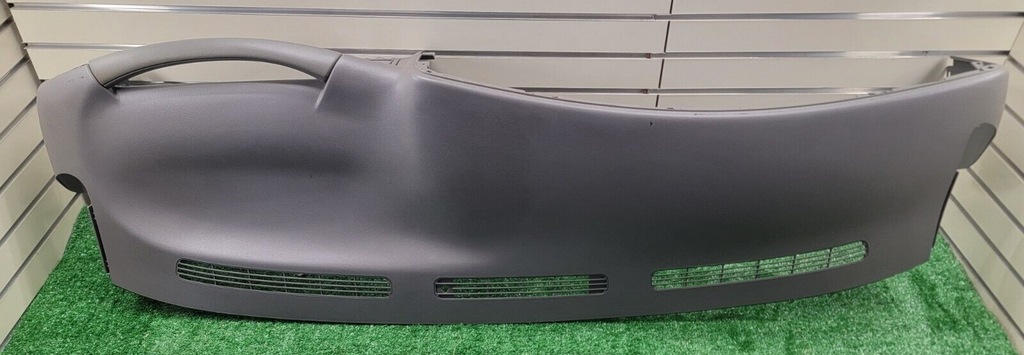 🔥99-06 SILVERADO SIERRA TAHOE Upper Cap Cover Top Dashboard Pad LIGHT GRAY DP1