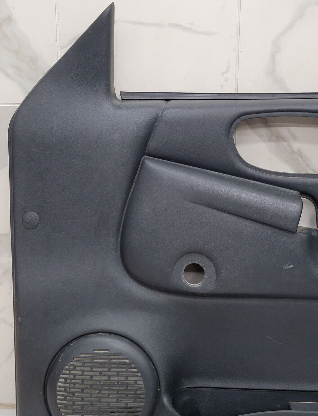 98-04 Chevy Blazer Jimmy S-10 GMC Sonoma Front Door Panels MANUAL OEM RIGHT GRAY