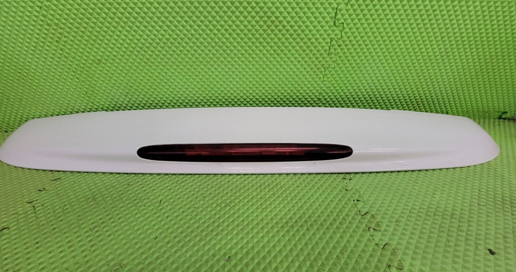 🔥2002-2009 Chevrolet Trailblazer Rear Hatch Spoiler Brake Light White OEM SP2