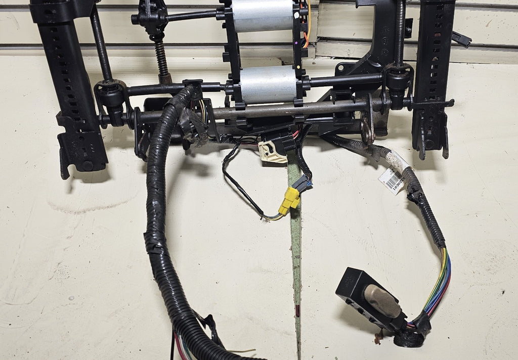 🔥06-11 Lucerne Front Left Driver Master Power Motorized Seat Track Assembly OEM