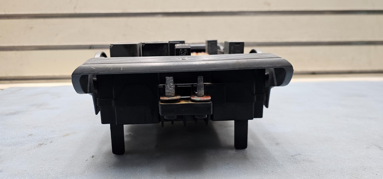 🔥10-14 Chevy Silverado GMC Sierra Fuse Box Relay Junction Power Module Unit OEM