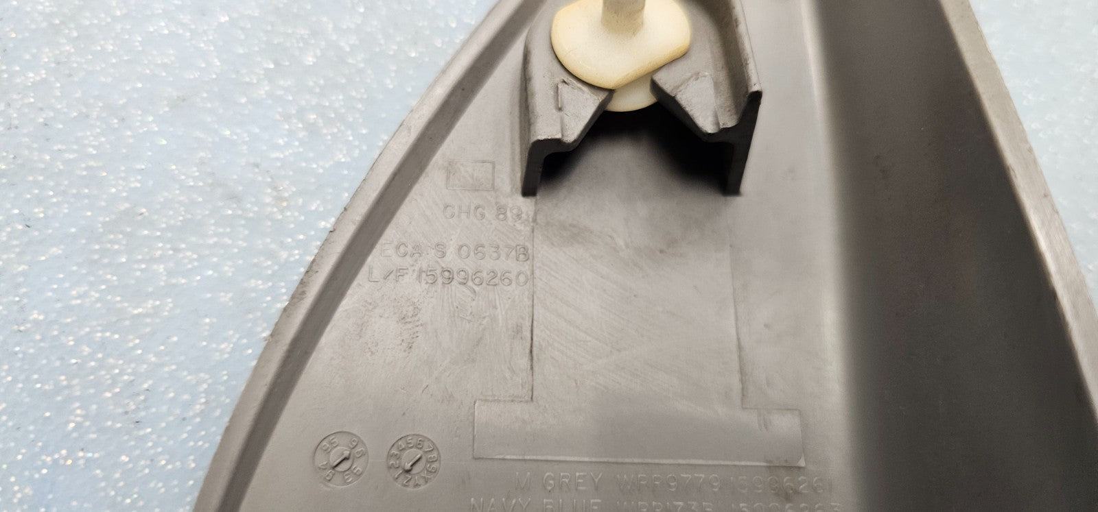 🔥1996-2000 GMC YUKON FRONT DOOR MIRROR LEFT SIDE PANEL COVER OEM GRAY