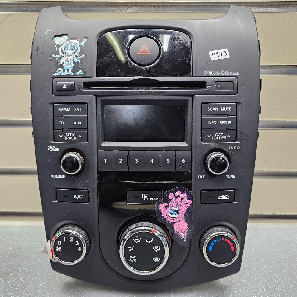 🔥2010-2013 Kia Forte DASH Radio AM FM Stereo Display CD Player W/AC Control OEM