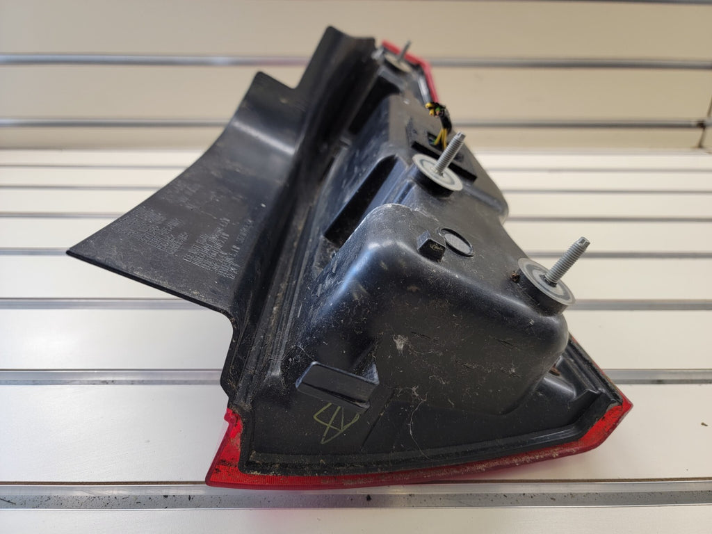 🔥2008-2013 Cadillac CTS Sedan Taillight Lamp Assembly Driver Side Left