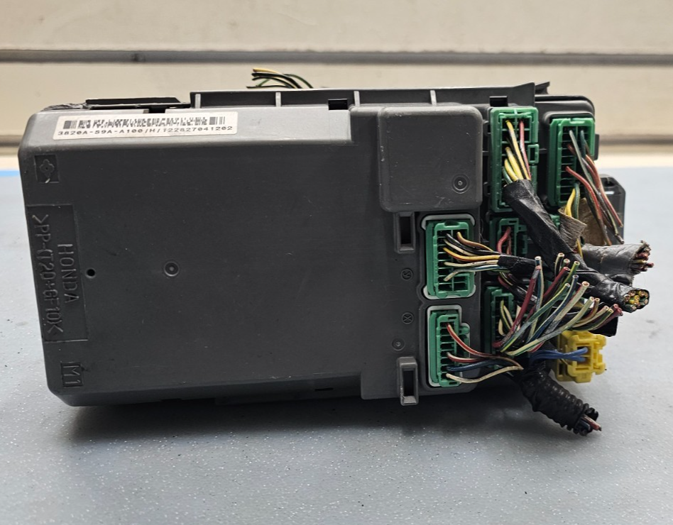 🔥02-04 Honda CR-V Relay Fuse Box Body Control Module Junction Unit Integrated