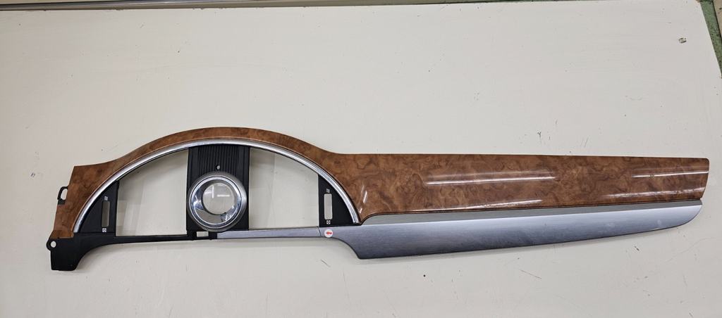 🔥08-12 BUICK ENCLAVE Center Dash Clock Instrument Panel Trim Woodgrain Silver