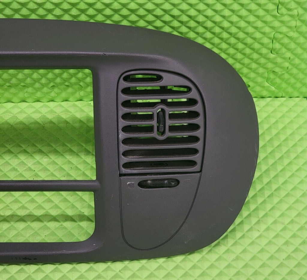 97-03Ford F150 Center Dash Radio Climate BEZEL Trim Panel A4WD 4H 4L Line GrayB1
