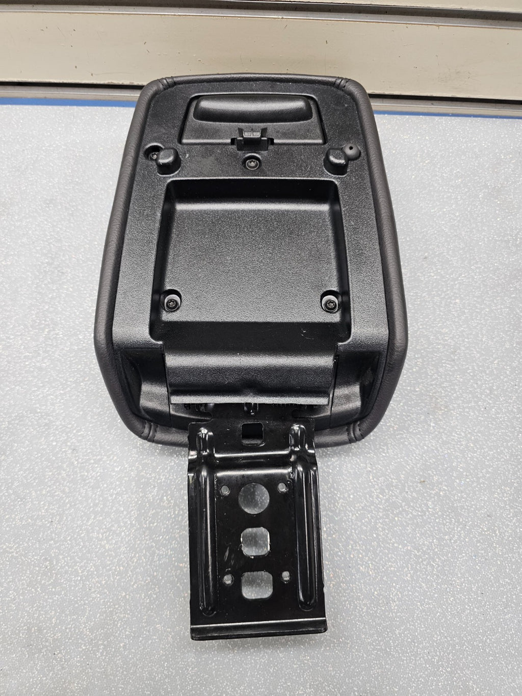 🔥2012-2014 Ford Focus  Console Armrest Lid Cover Leather Center SHORT Black OEM