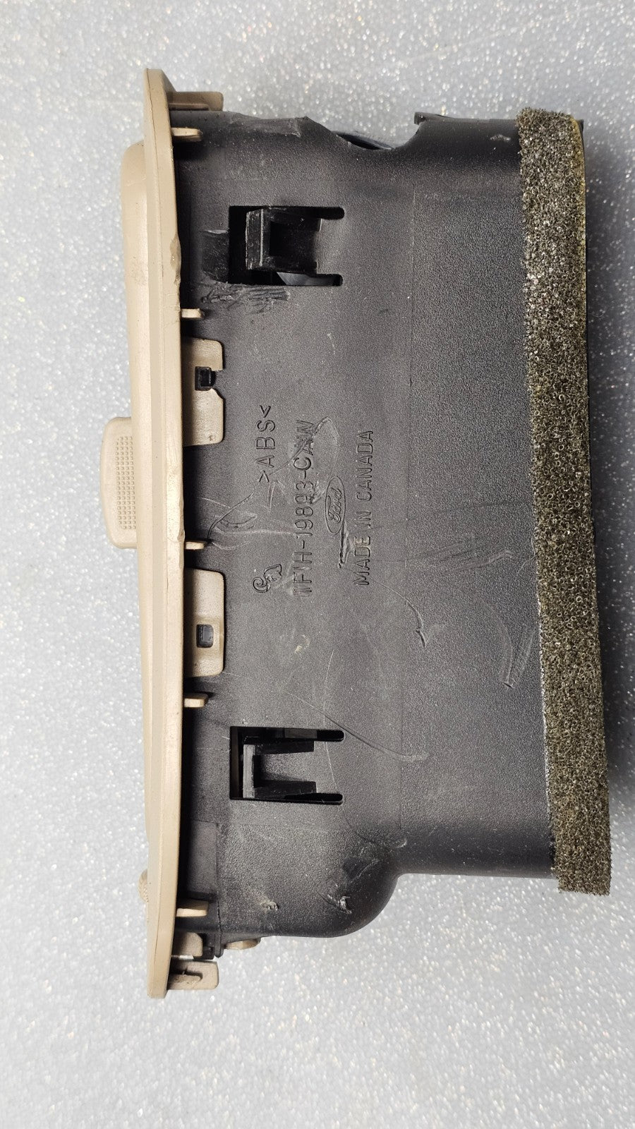 🔥00-06 FORD TAURUS DASH RIGHT PASSENGER AC A/C HVAC AIR VENT HEATER PANEL TAN
