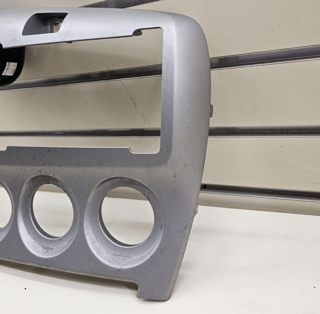 09-12 Toyota Matrix Pontiac Vibe Dash Center Stereo Radio Bezel Trim SILVER B61