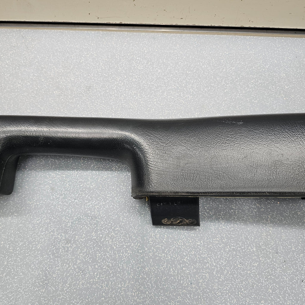 99-06 Chevy GMC Silverado TAHOE Door Panel ARMREST Front LEFT Handle GRAPHITE H3