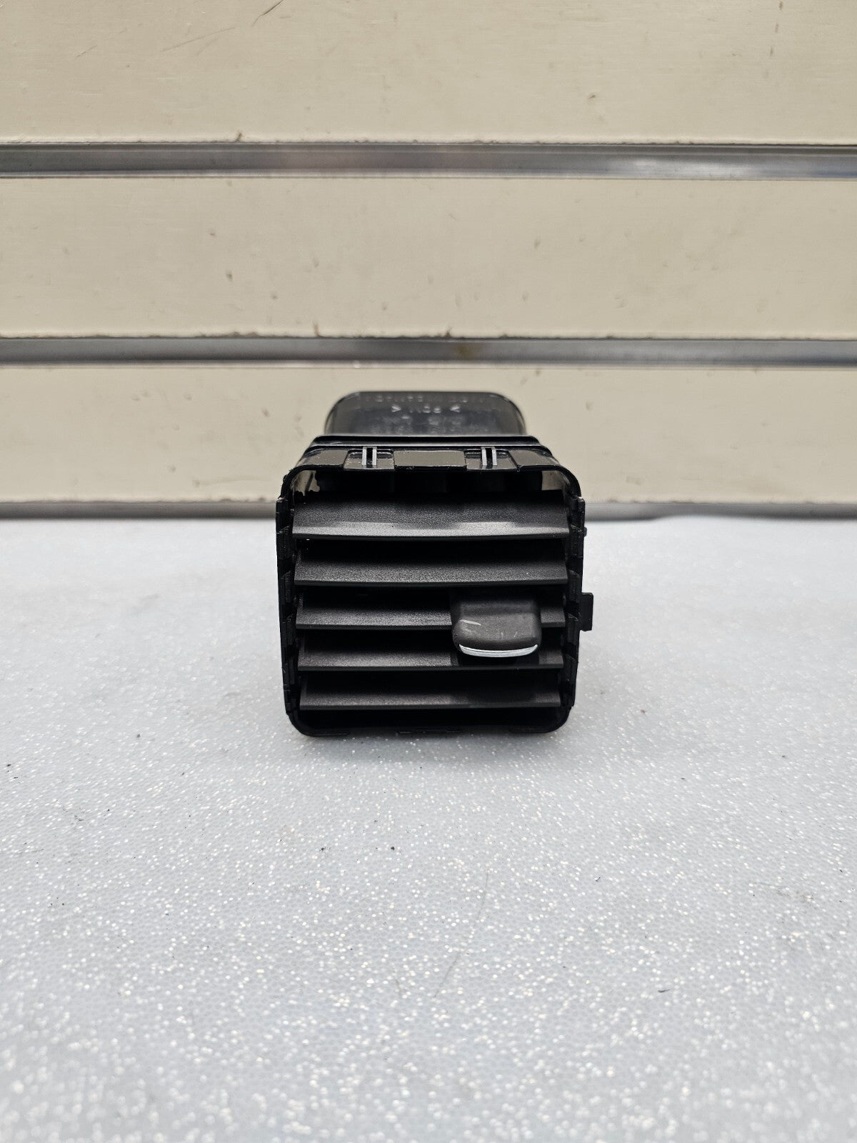 🔥2004-2012 Chevy Colorado GMC Canyon Dash Outer Air Vent LH Driver Side BLACK