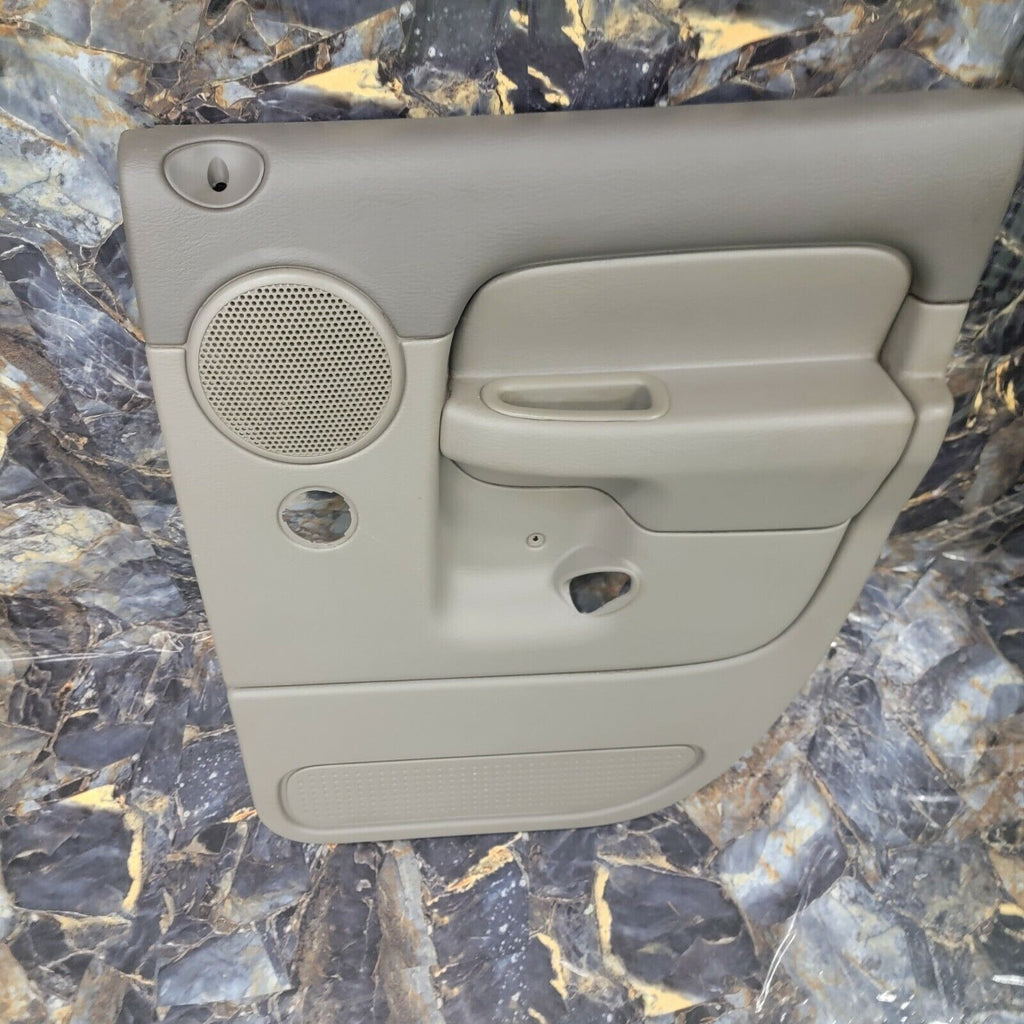 02-05 Dodge RAM Interior DOOR Panel Passenger Rear RIGHT manual GRAY v1 G22/DR
